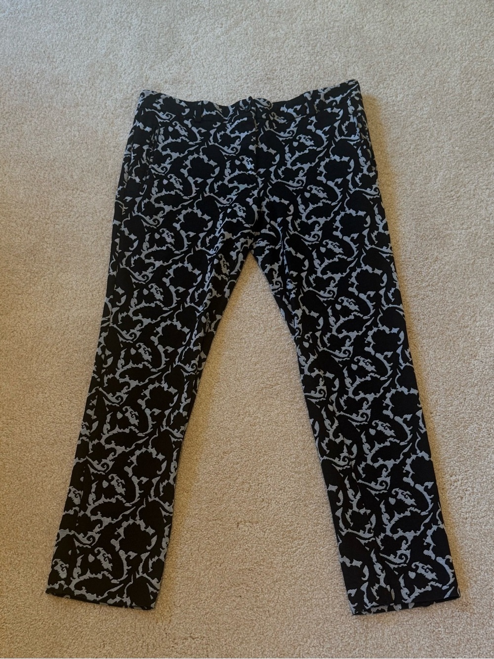 ETRO Milano Black & Gray Floral Jacquard Cropped Pants Size IT 46 (US 10)